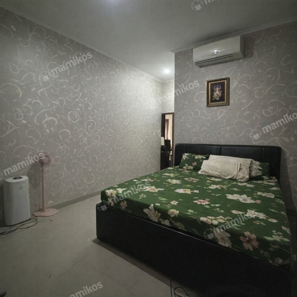 Rumah Sertifikat SHM 4 Kamar Tidur 3 Kamar Mandi Jagakarsa Jakarta Selatan - Photo 2