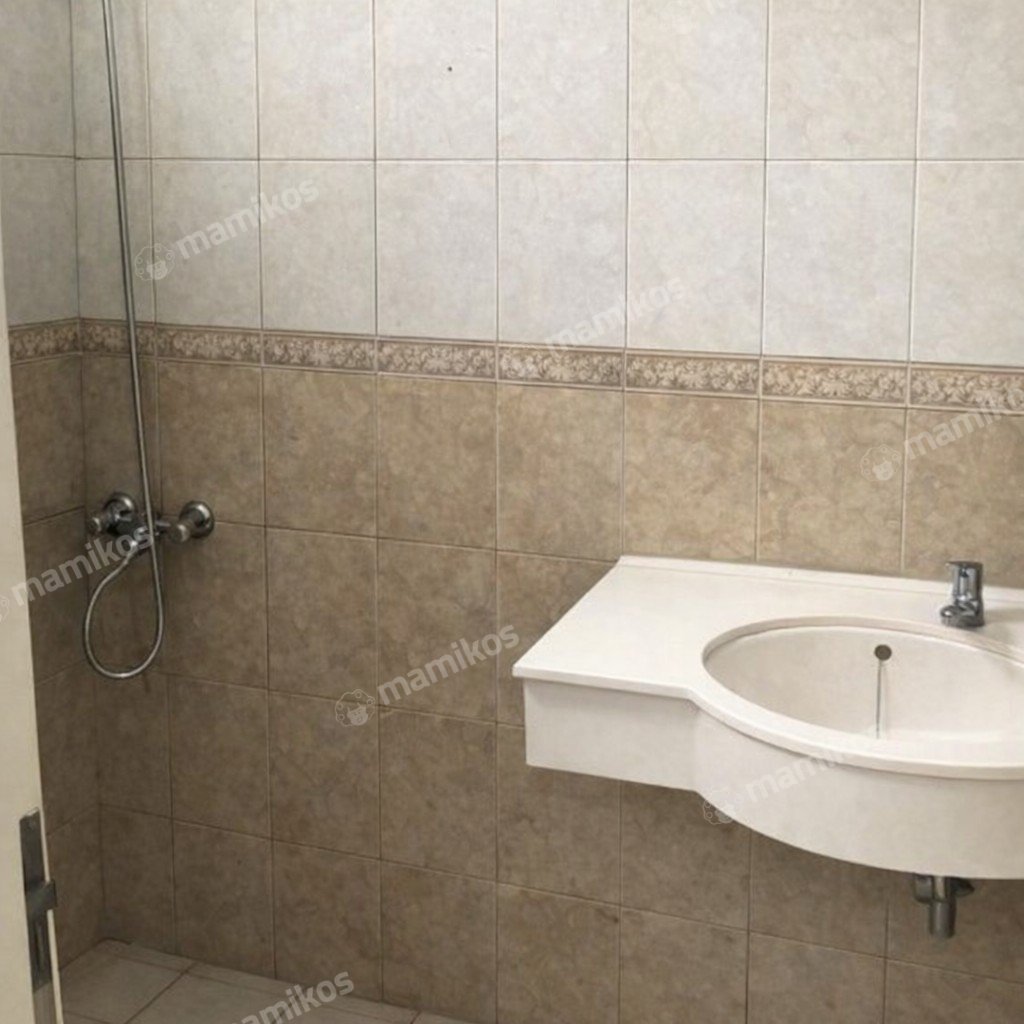 Rumah Sertifikat SHM 4 Kamar Tidur 3 Kamar Mandi Legenda Wisata Jakarta Timur - Photo 4