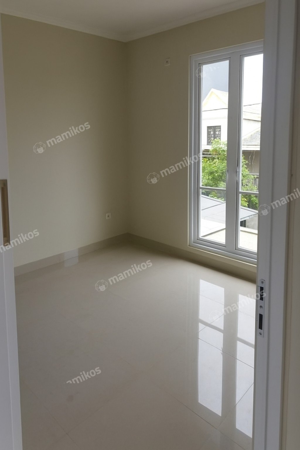 Rumah Sertifikat SHM 3 Kamar Tidur 3 Kamar Mandi Semanan Jakarta Barat - Photo 3