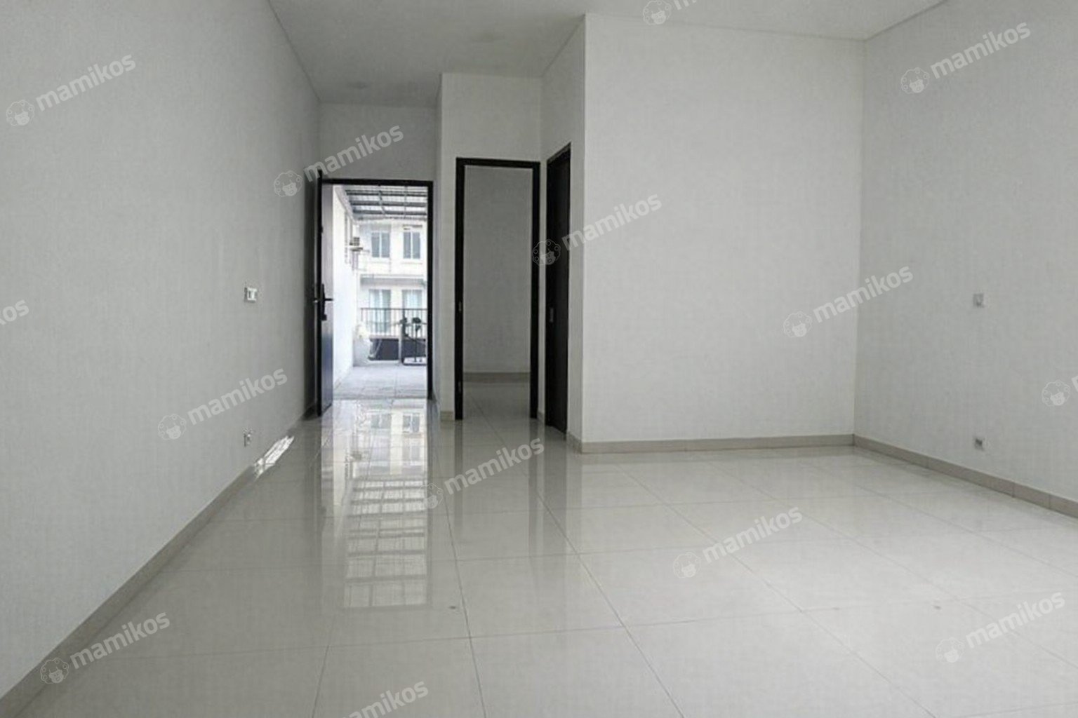 Rumah Sertifikat SHM 4 Kamar Tidur 3 Kamar Mandi Metland Puri Jakarta Barat