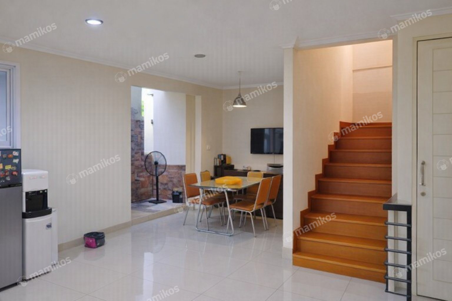 Rumah Sertifikat SHM 7 Kamar Tidur 4 Kamar Mandi Kelapa Gading Jakarta Utara - Photo 3