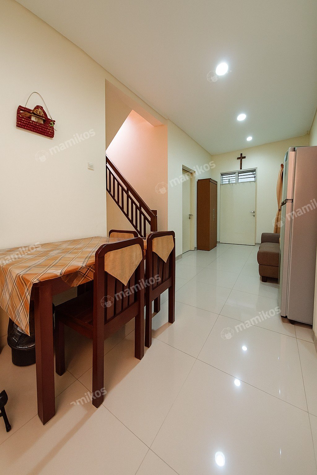Rumah Sertifikat SHM 3 Kamar Tidur 3 Kamar Mandi Puri Mansion Jakarta Barat - Photo 4