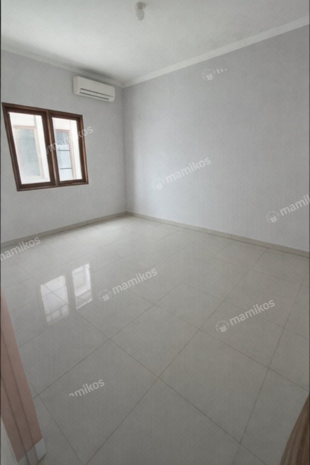 Rumah Sertifikat SHM 5 Kamar Tidur 4 Kamar Mandi Cipete Jakarta Selatan - Photo 5