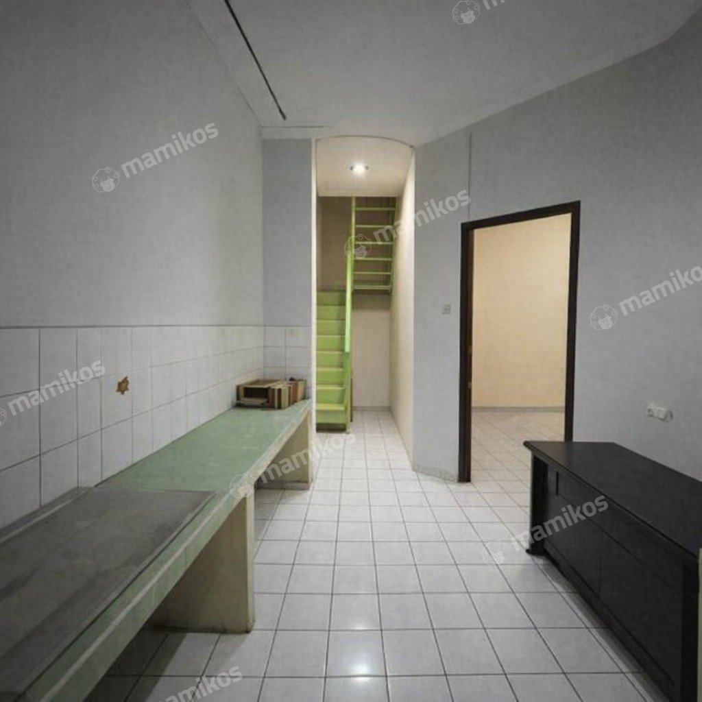 Rumah Sertifikat SHM 3 Kamar Tidur 2 Kamar Mandi Intercon Jakarta Barat - Photo 4