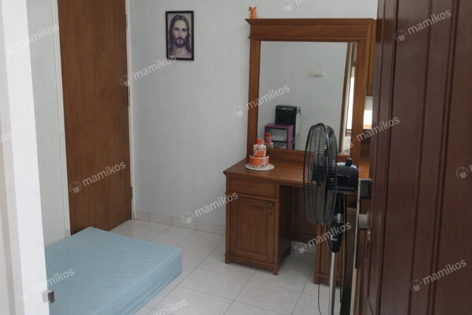 Rumah Sertifikat SHM 5 Kamar Tidur 3 Kamar Mandi Petukangan Jakarta Selatan - Photo 4