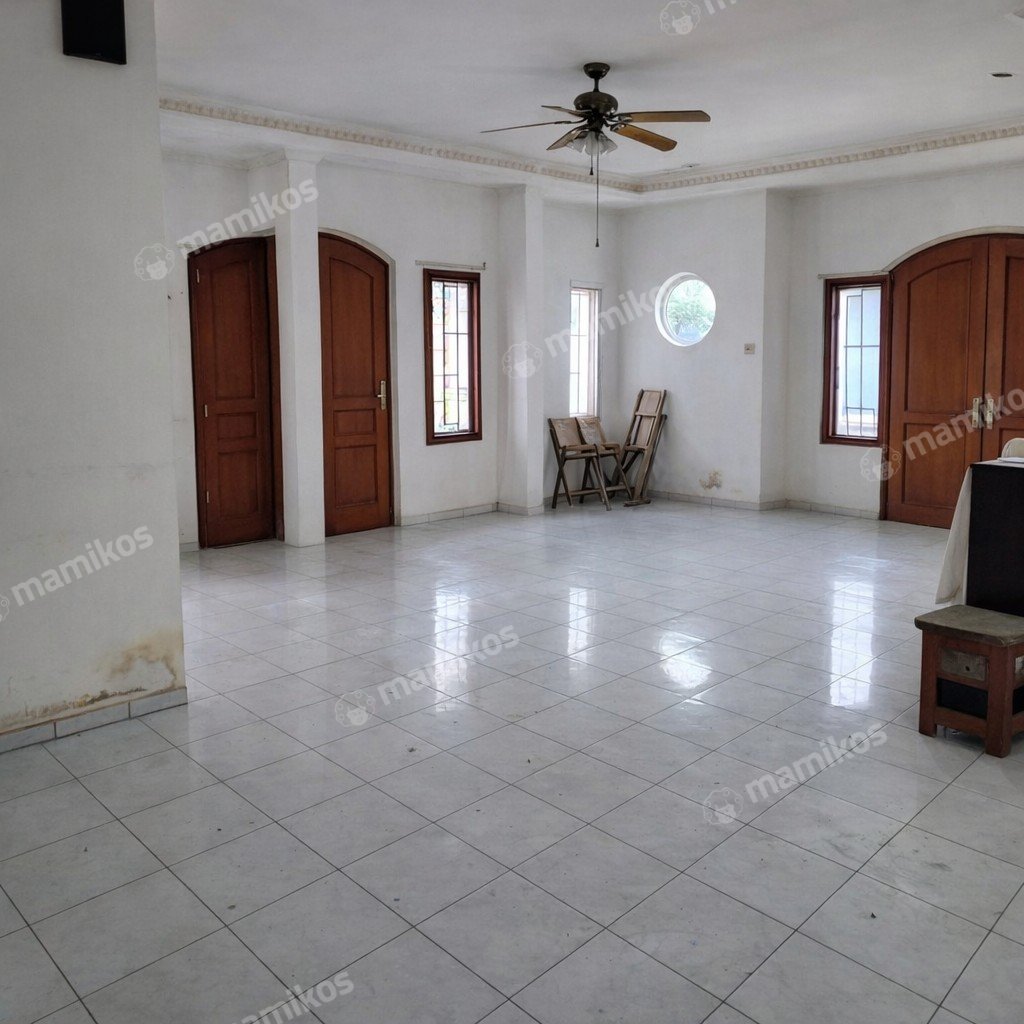 Rumah Sertifikat SHM 4 Kamar Tidur 6 Kamar Mandi Tambora Jakarta Barat - Photo 3