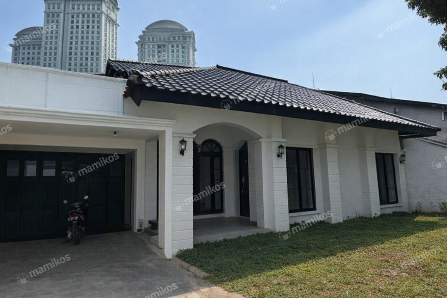 Rumah Sertifikat SHM 5 Kamar Tidur 4 Kamar Mandi Kebayoran Baru Jakarta Selatan