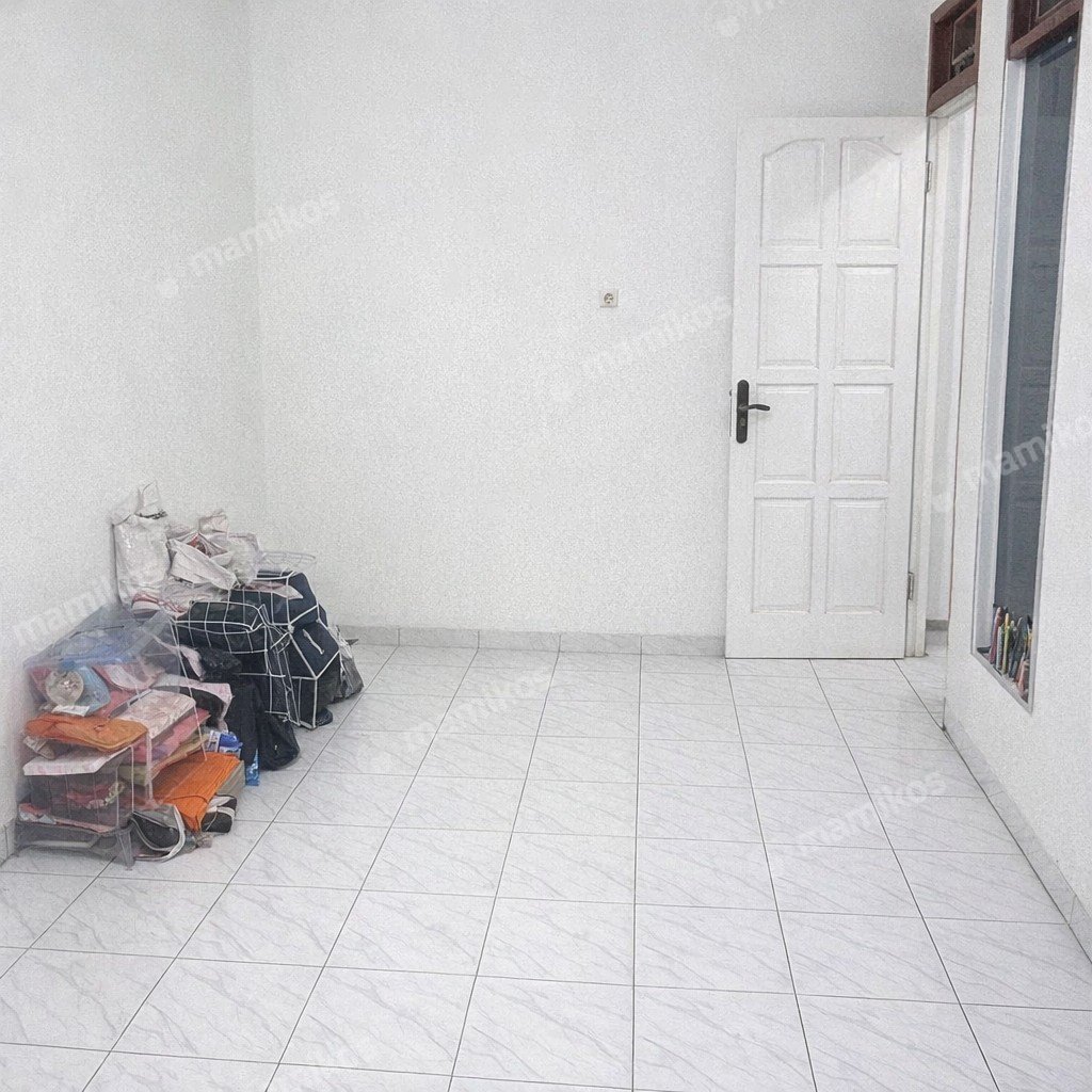Rumah Sertifikat SHM 2 Kamar Tidur 2 Kamar Mandi Pondok Kelapa Jakarta Timur - Photo 3