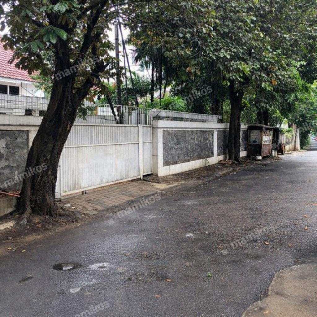 Rumah Sertifikat SHM 6 Kamar Tidur 4 Kamar Mandi Kemang Jakarta Selatan - Photo 4