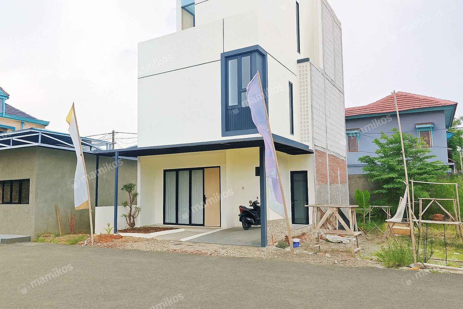 Rumah Sertifikat SHM 3 Kamar Tidur 2 Kamar Mandi Cirendeu Jakarta Selatan