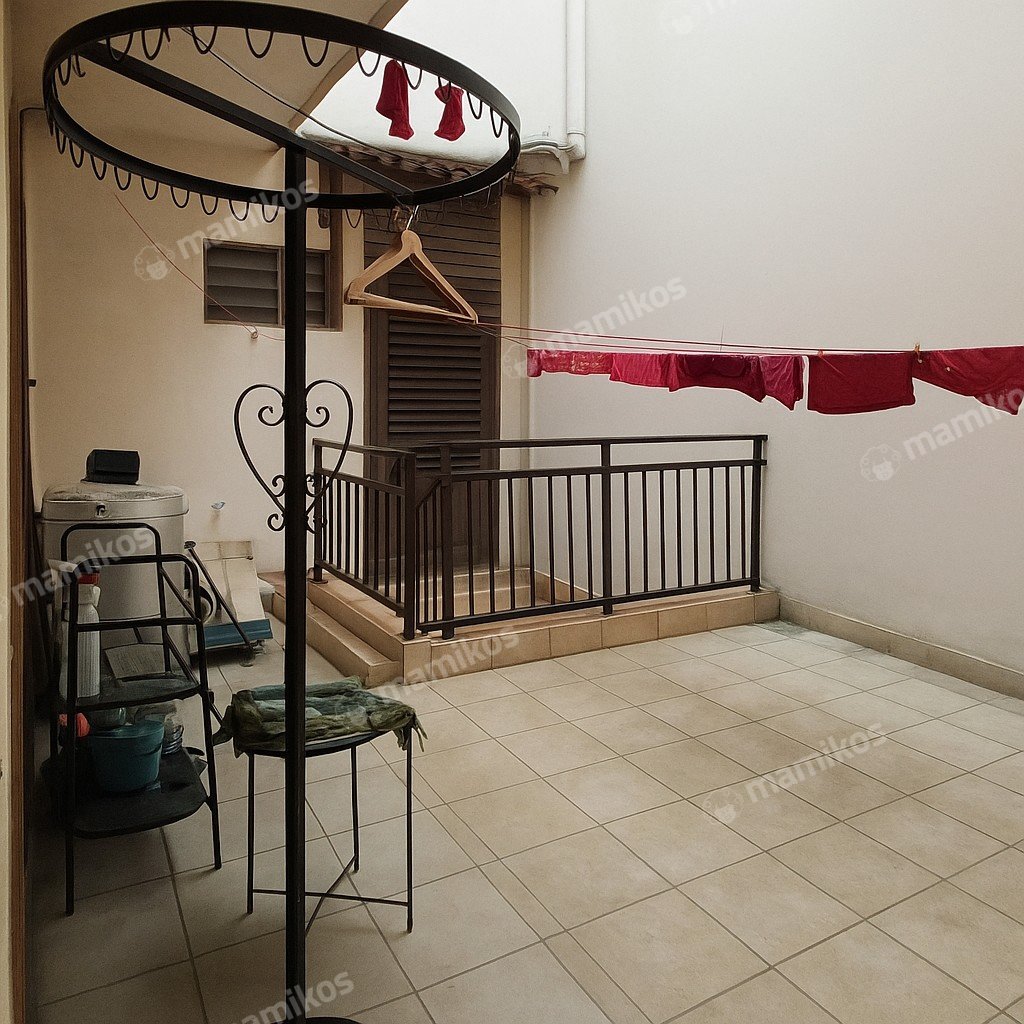 Rumah Sertifikat SHM 4 Kamar Tidur 3 Kamar Mandi Tanjung Duren Jakarta Barat - Photo 3