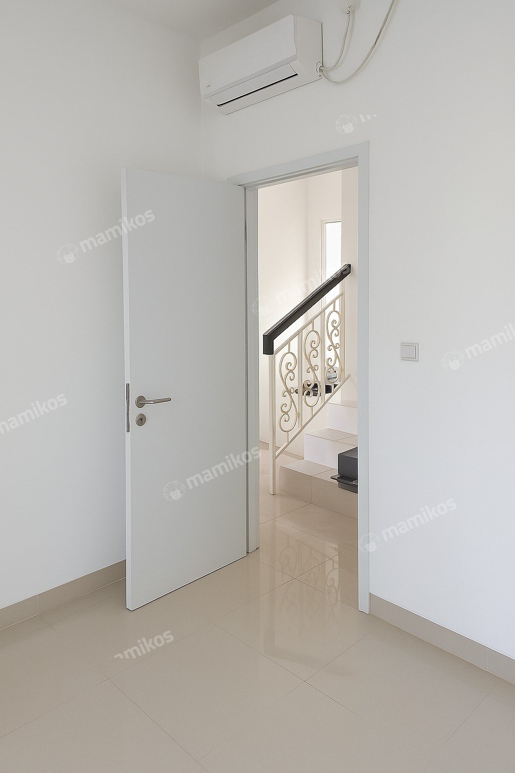 Rumah Sertifikat SHM 3 Kamar Tidur 2 Kamar Mandi Jakarta Garden City Jakarta Timur - Photo 3
