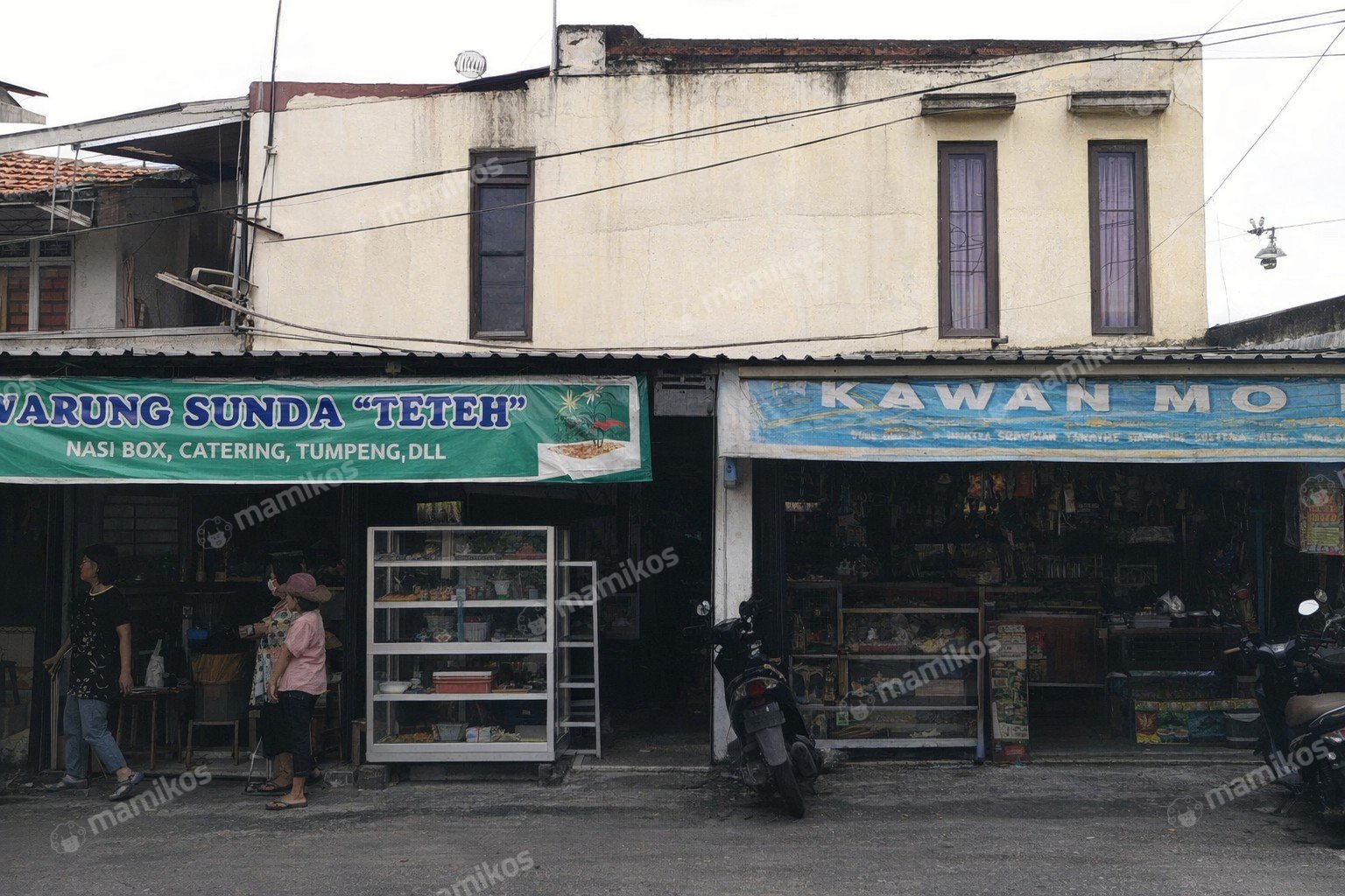 Rumah Sertifikat SHM 4 Kamar Tidur 3 Kamar Mandi Jatinegara Jakarta Timur - Photo 2