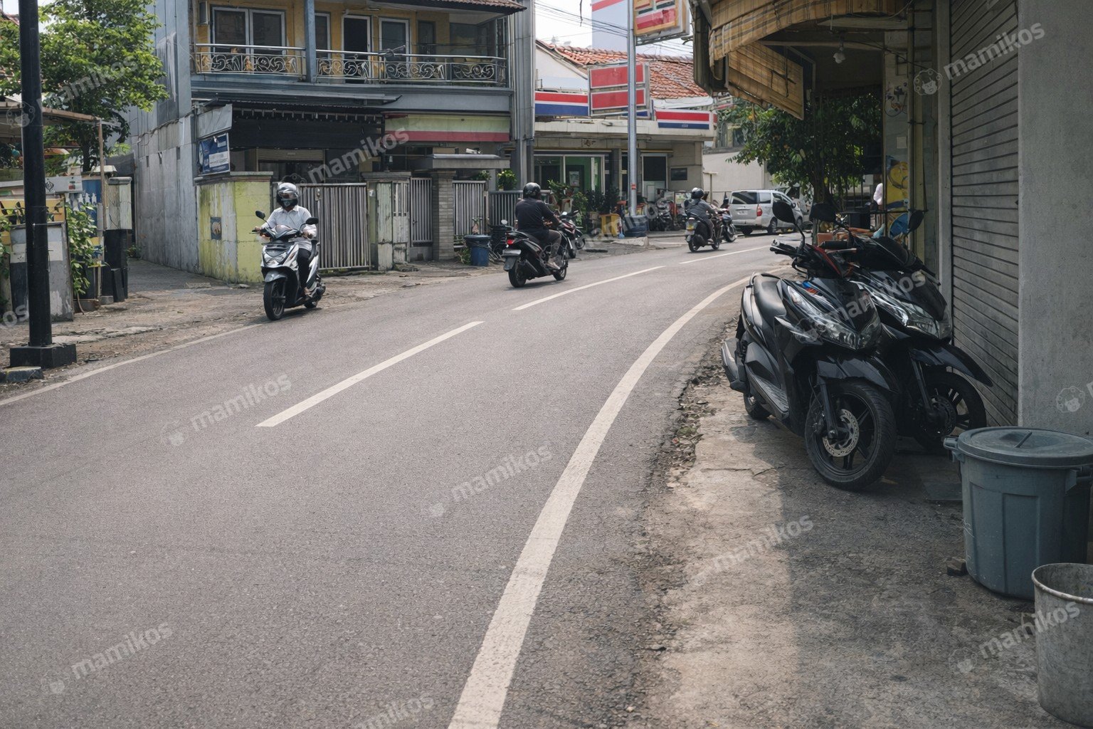 Rumah Sertifikat SHM 4 Kamar Tidur 3 Kamar Mandi Jatinegara Jakarta Timur - Photo 4