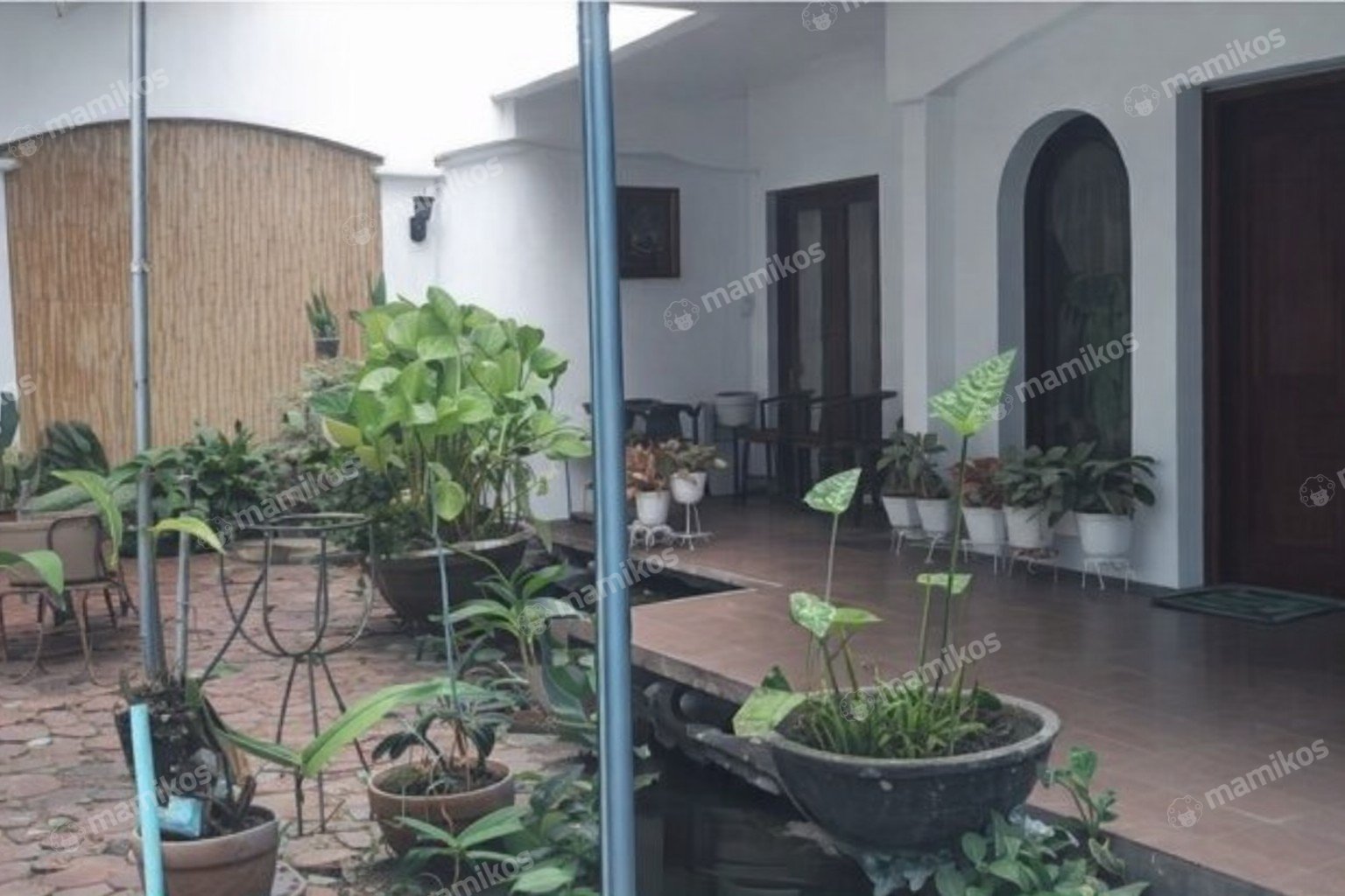 Rumah Sertifikat SHM 8 Kamar Tidur 5 Kamar Mandi Pesanggrahan Jakarta Selatan