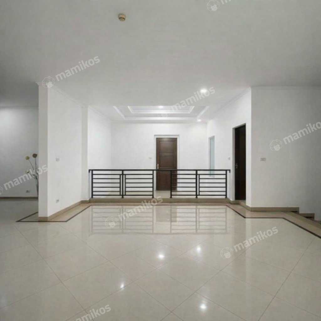 Rumah Sertifikat SHM 4 Kamar Tidur 3 Kamar Mandi Kemang Jakarta Selatan - Photo 2