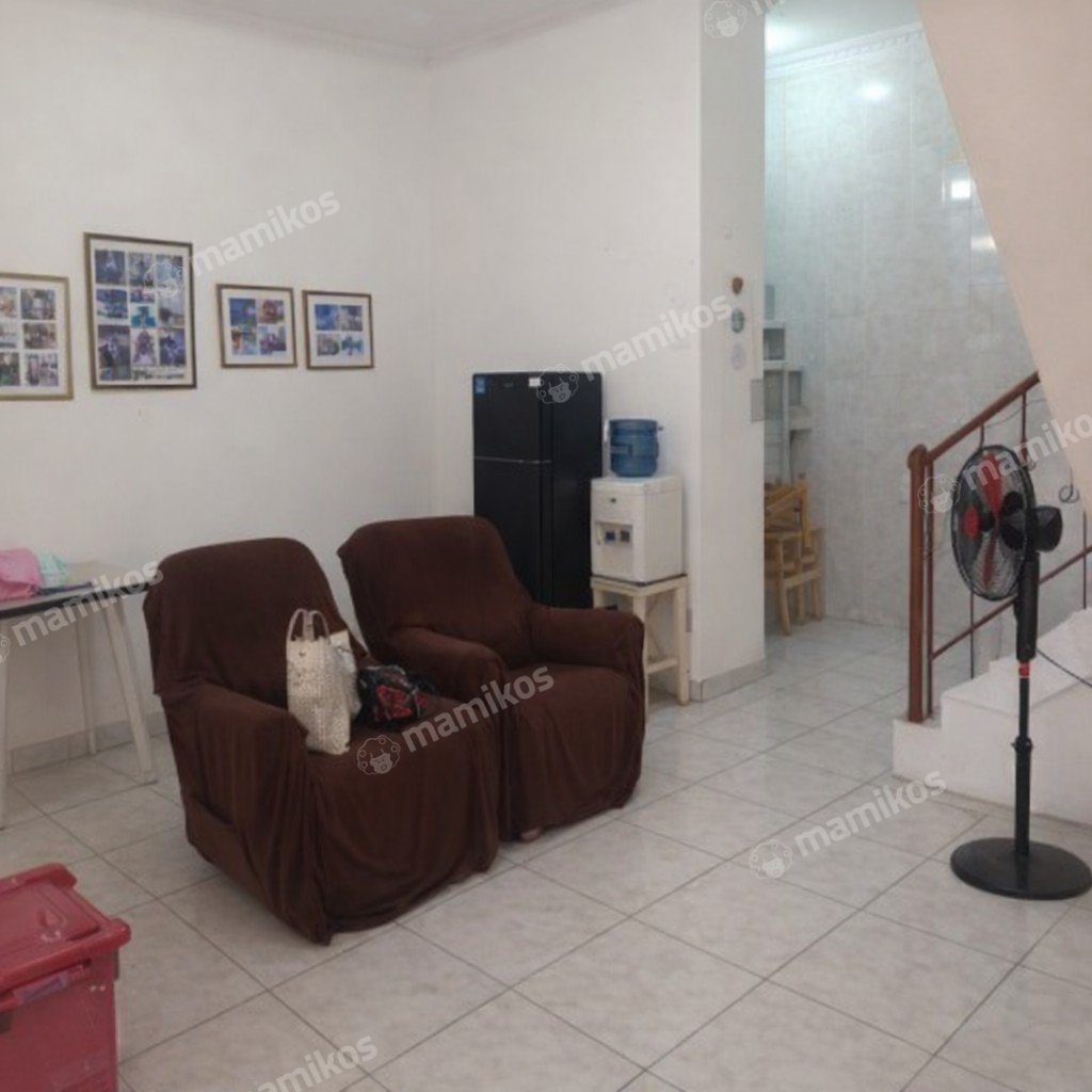 Rumah Sertifikat SHM 3 Kamar Tidur 3 Kamar Mandi Tanjung Duren Utara Jakarta Barat - Photo 4