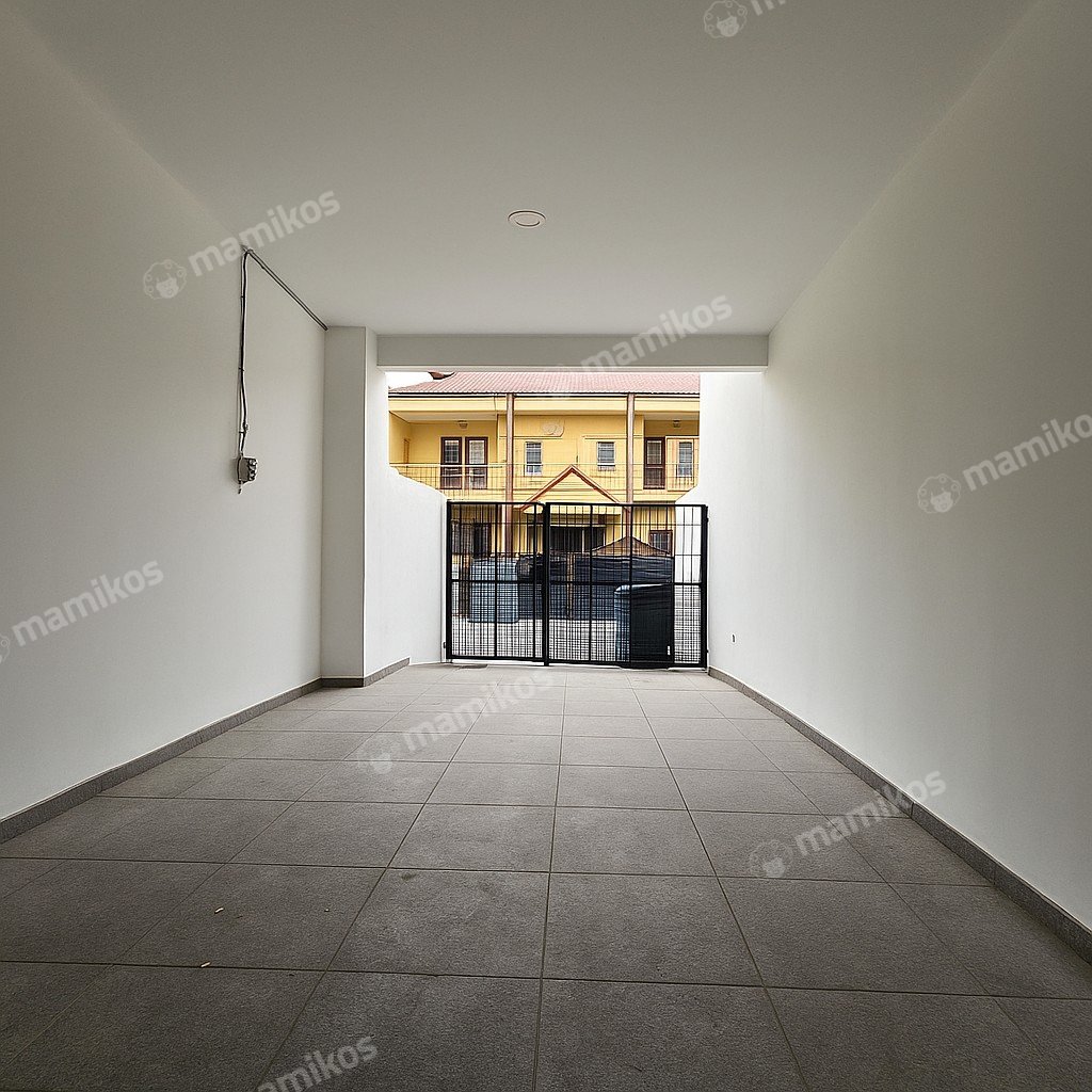 Rumah Sertifikat SHM 3 Kamar Tidur 3 Kamar Mandi Duri Kepa Jakarta Barat - Photo 4