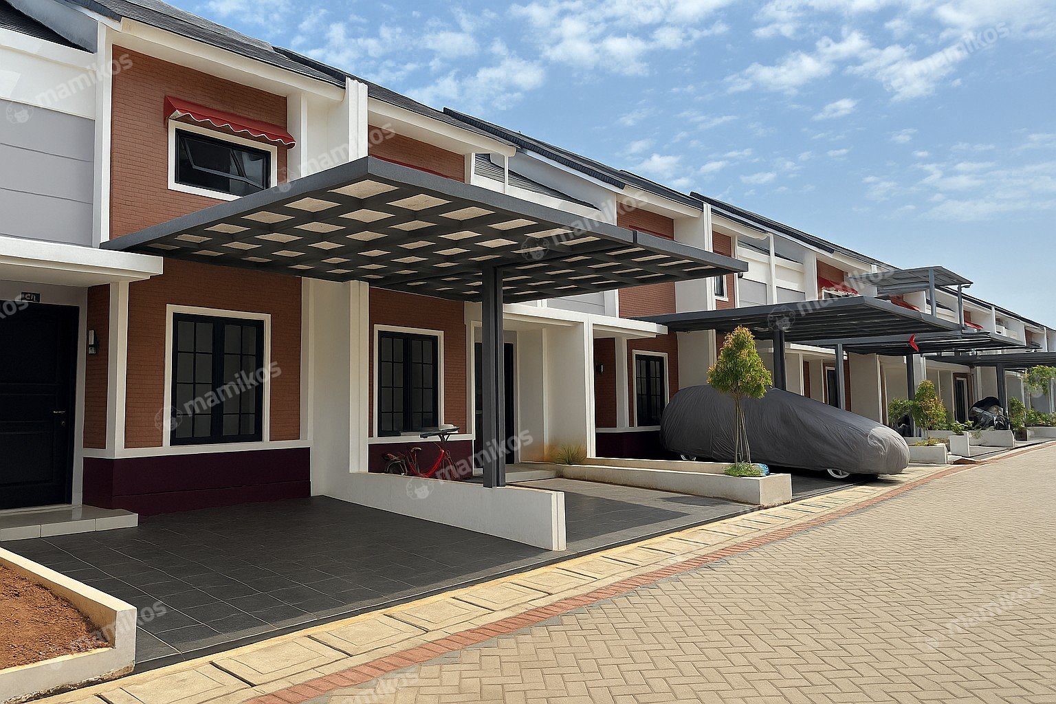 Rumah Sertifikat SHM 3 Kamar Tidur 2 Kamar Mandi SCBD Jakarta Selatan