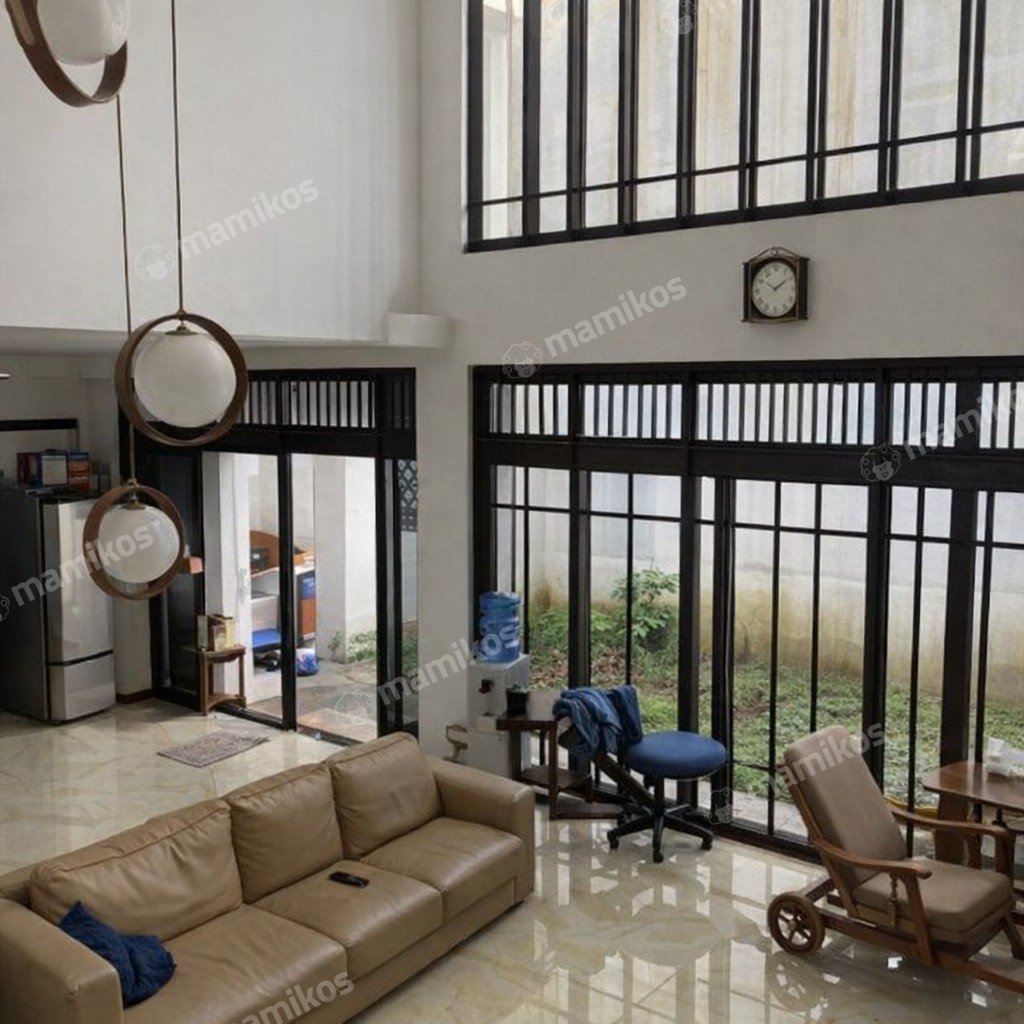 Rumah Sertifikat SHM 4 Kamar Tidur 2 Kamar Mandi Tanjung Duren Jakarta Barat - Photo 5