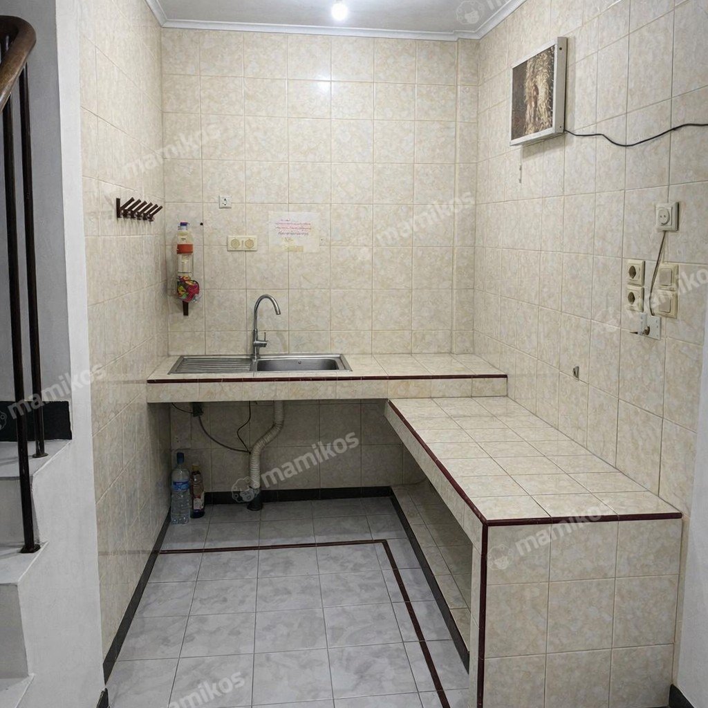 Rumah Sertifikat SHM 2 Kamar Tidur 3 Kamar Mandi Jelambar Jakarta Barat - Photo 4