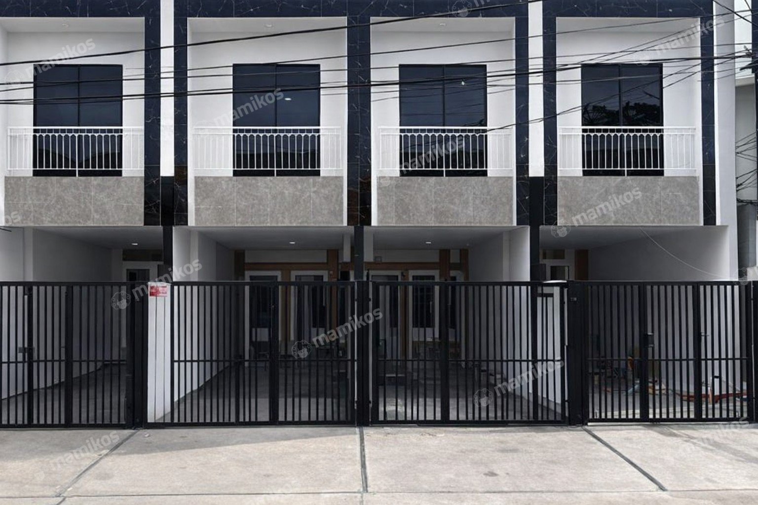 Rumah Sertifikat SHM 4 Kamar Tidur 3 Kamar Mandi Tanjung Duren Jakarta Barat