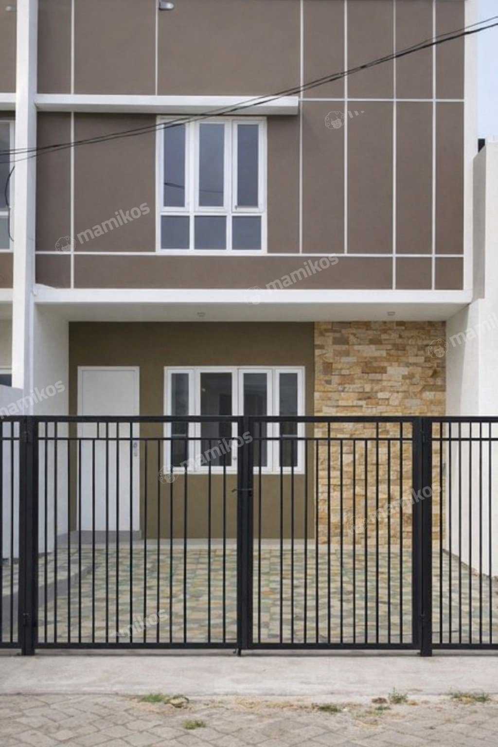 Rumah Sertifikat SHM 3 Kamar Tidur 3 Kamar Mandi Kelapa Gading Jakarta Utara - Photo 2