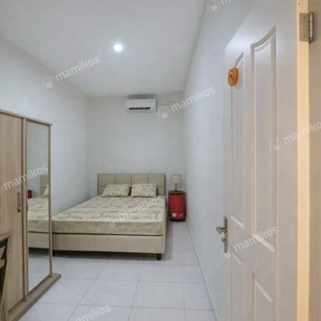 Rumah Sertifikat HGB 3 Kamar Tidur 2 Kamar Mandi Green Lake City Jakarta Barat - Photo 4