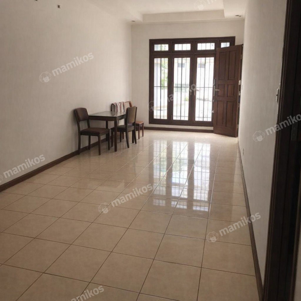 Rumah Sertifikat SHM 3 Kamar Tidur 3 Kamar Mandi Gatot Subroto Jakarta Selatan - Photo 3
