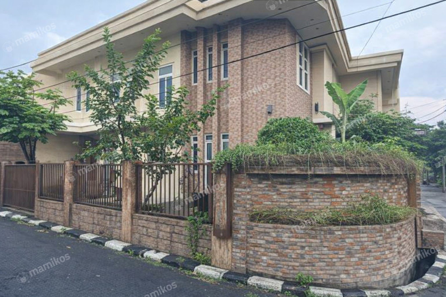Rumah Sertifikat SHM 8 Kamar Tidur 6 Kamar Mandi Pancoran Jakarta Selatan