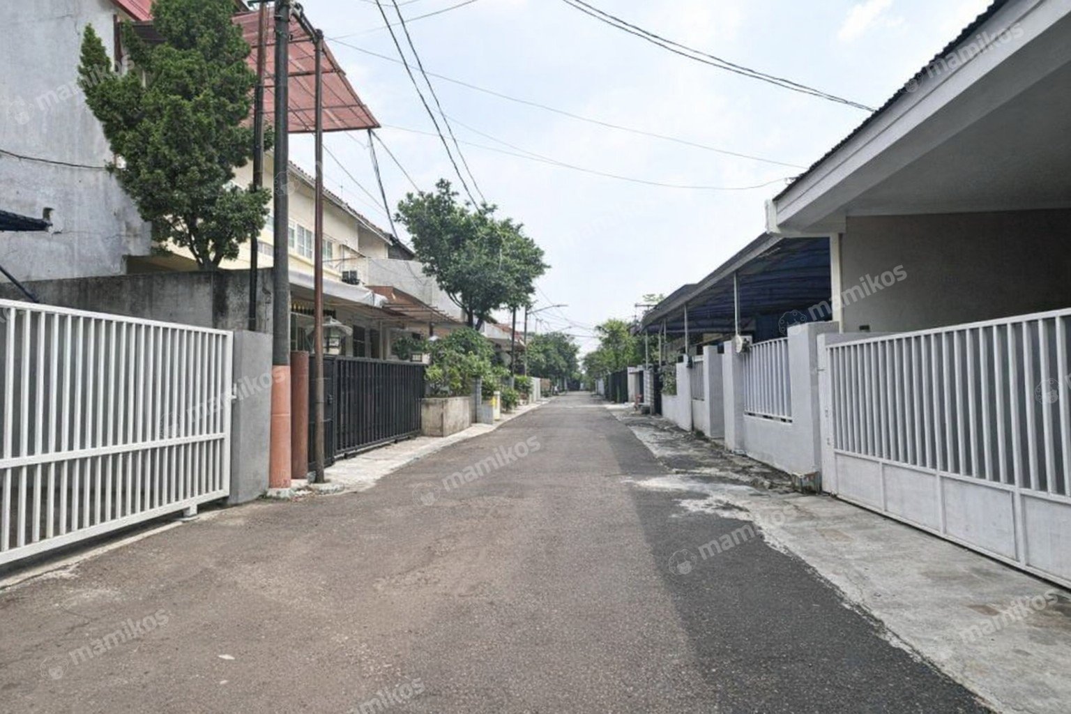 Rumah Sertifikat SHM 5 Kamar Tidur 4 Kamar Mandi Cilandak Jakarta Selatan