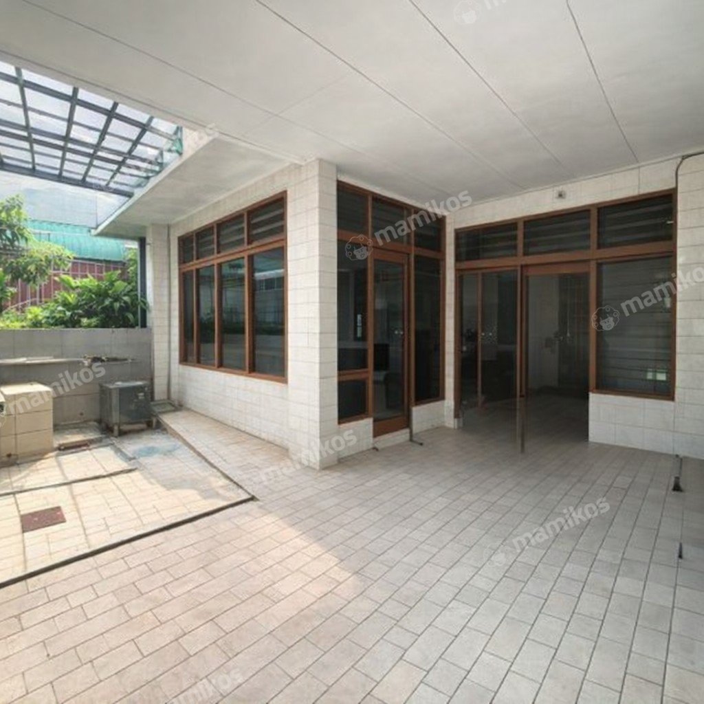 Rumah Sertifikat SHM 5 Kamar Tidur 4 Kamar Mandi Cilandak Jakarta Selatan - Photo 2