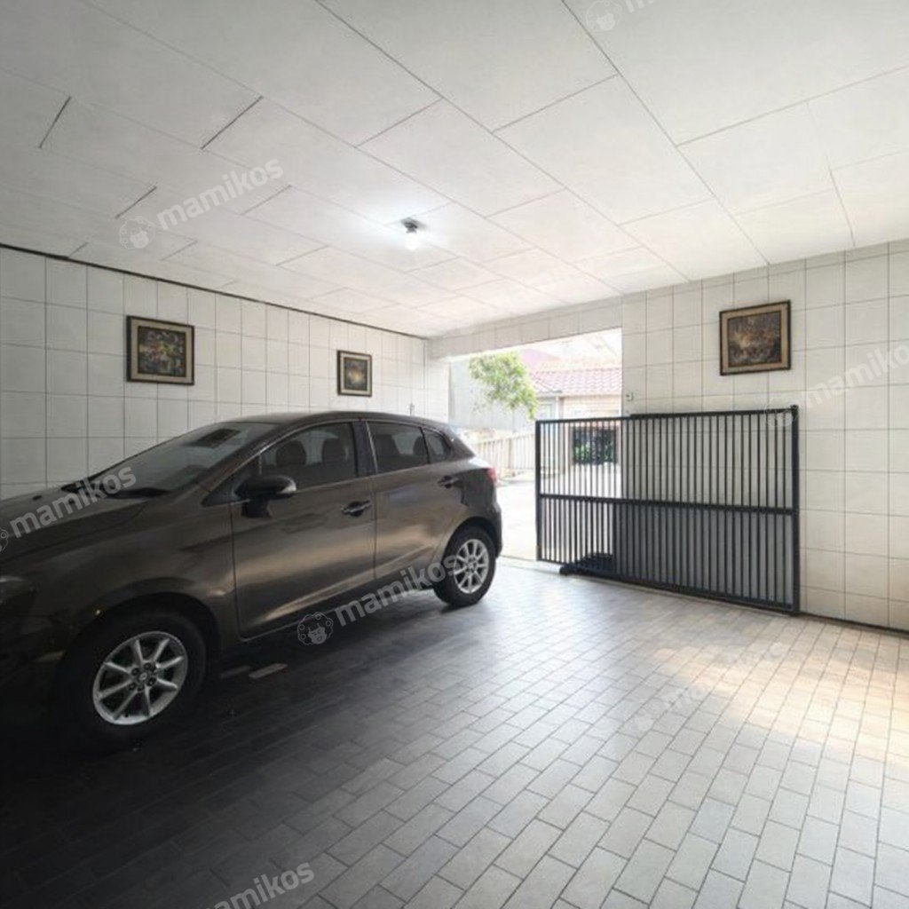 Rumah Sertifikat SHM 5 Kamar Tidur 4 Kamar Mandi Cilandak Jakarta Selatan - Photo 3