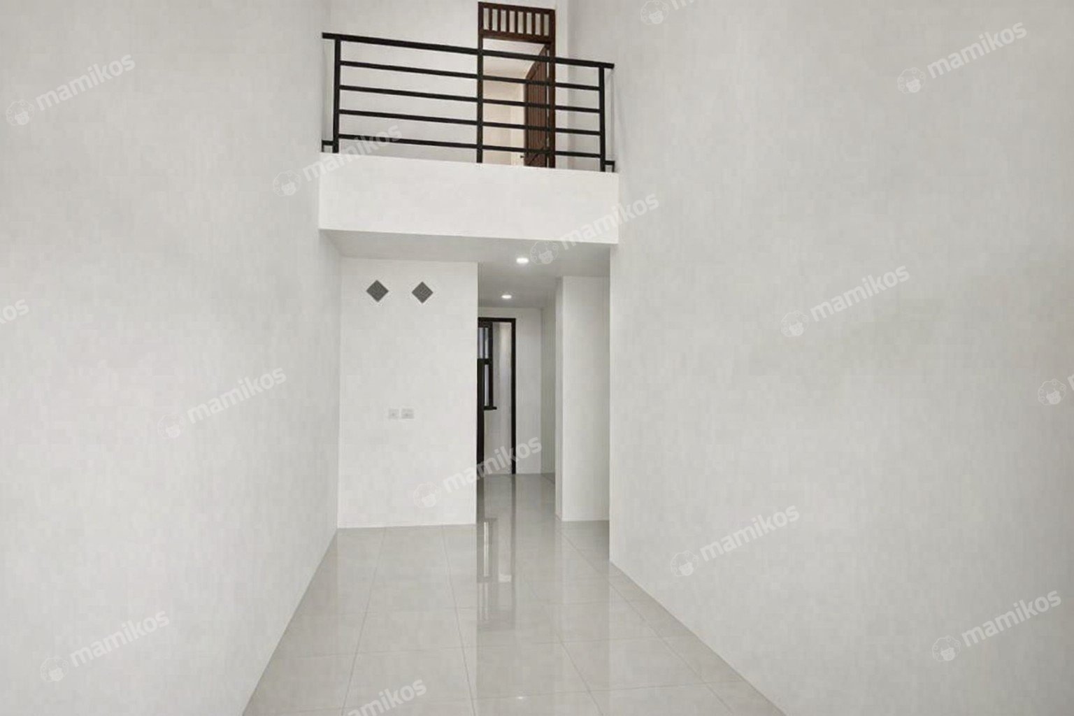 Rumah Sertifikat SHM 4 Kamar Tidur 3 Kamar Mandi Jelambar Jakarta Barat