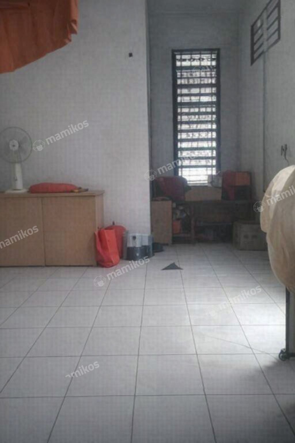 Rumah Sertifikat SHM 12 Kamar Tidur 3 Kamar Mandi Tomang Jakarta Barat - Photo 3