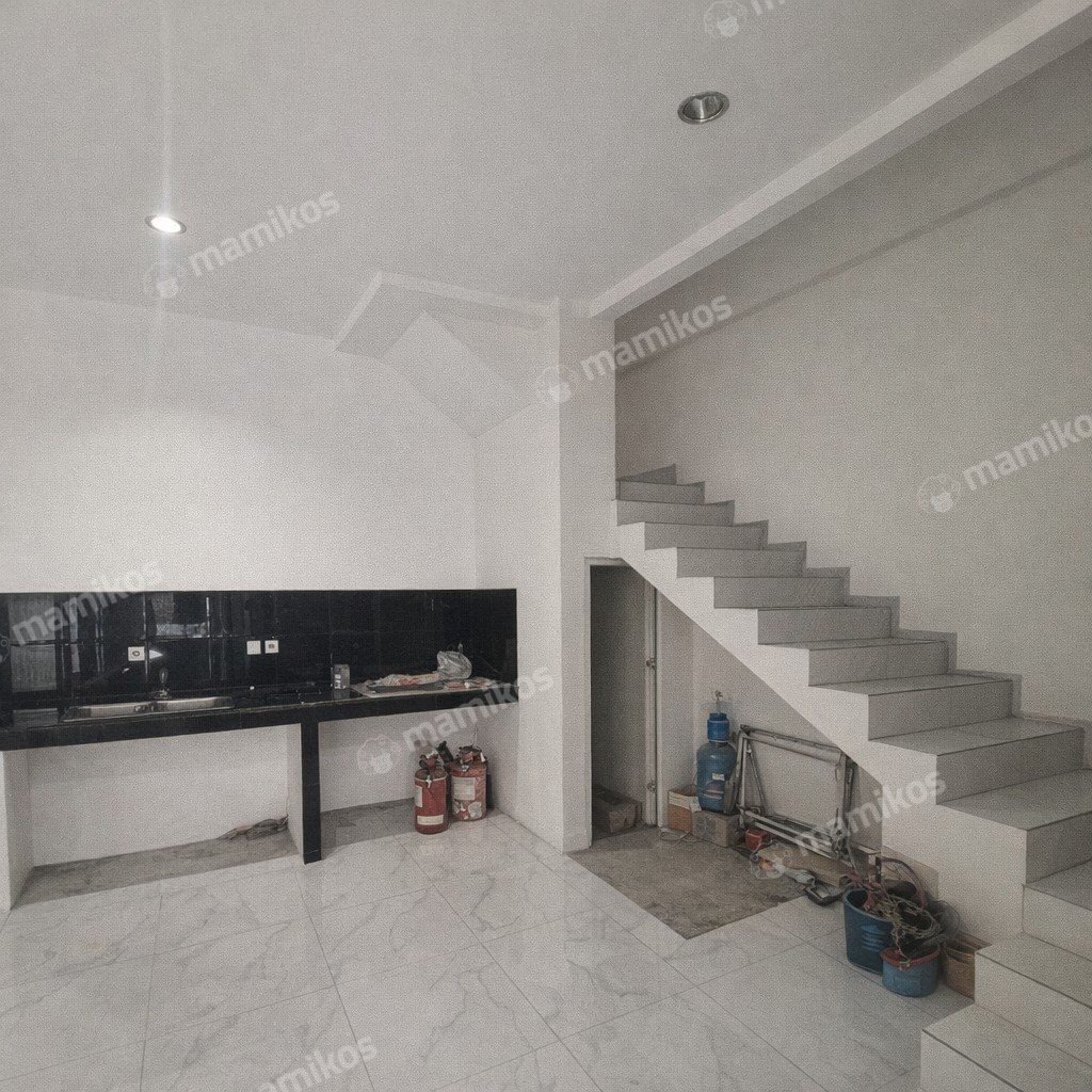 Rumah Sertifikat SHM 3 Kamar Tidur 3 Kamar Mandi Kepa Duri Jakarta Barat - Photo 2