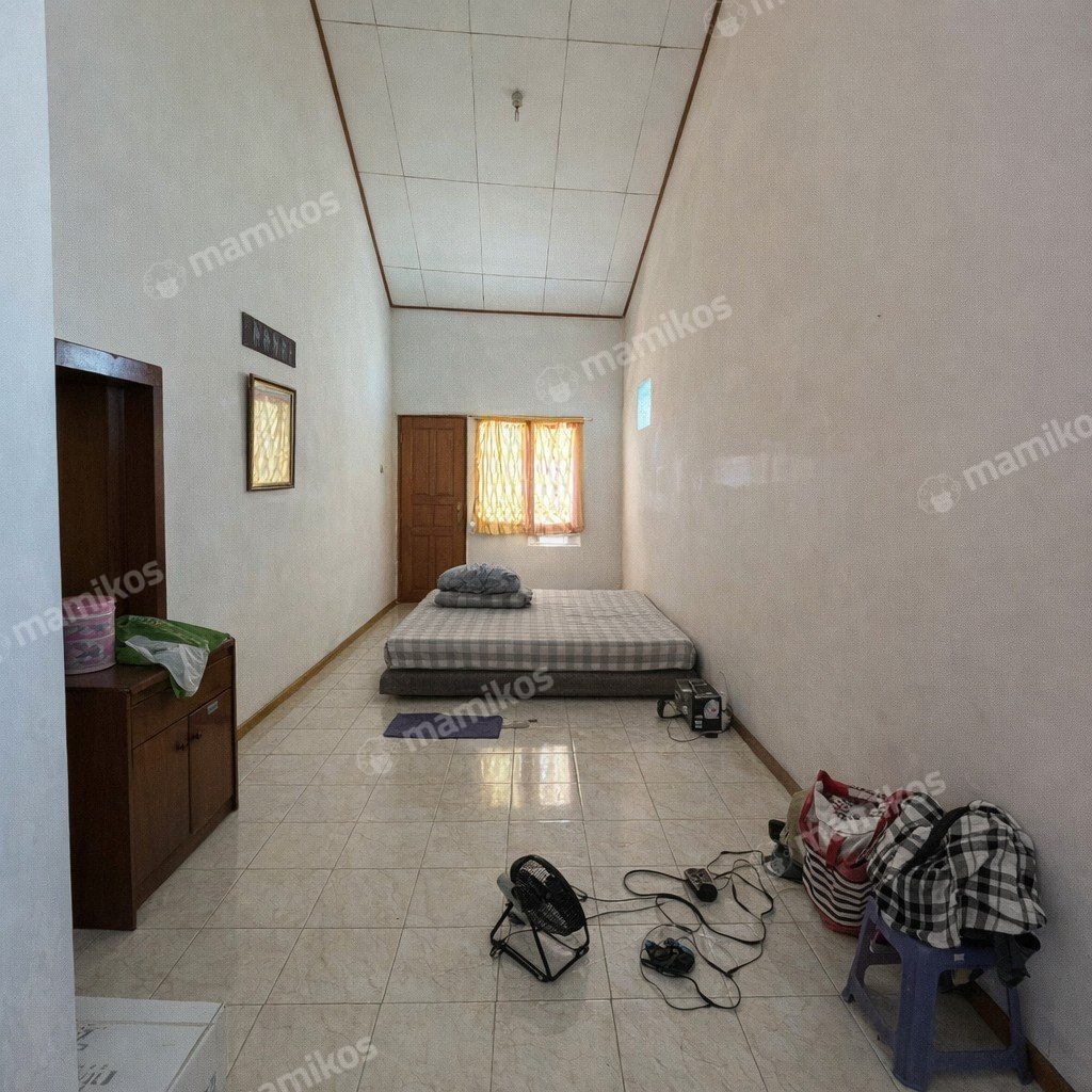 Rumah Sertifikat SHM 2 Kamar Tidur 2 Kamar Mandi Tambora Jakarta Barat - Photo 3