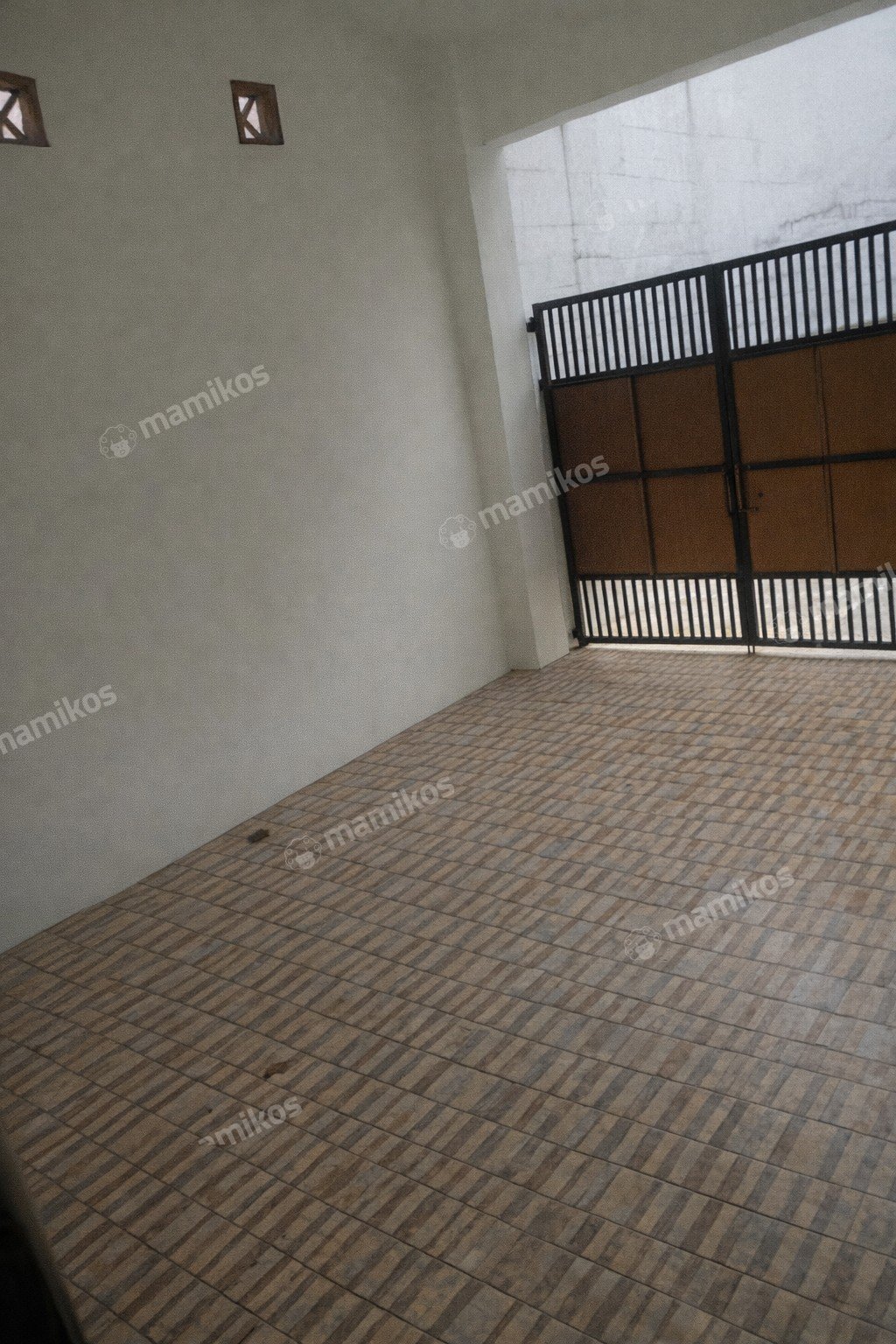 Rumah Sertifikat SHM 2 Kamar Tidur 1 Kamar Mandi Condet Jakarta Timur - Photo 2