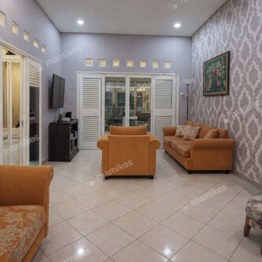 Rumah Sertifikat SHM 3 Kamar Tidur 3 Kamar Mandi Cinere Jakarta Selatan - Photo 2
