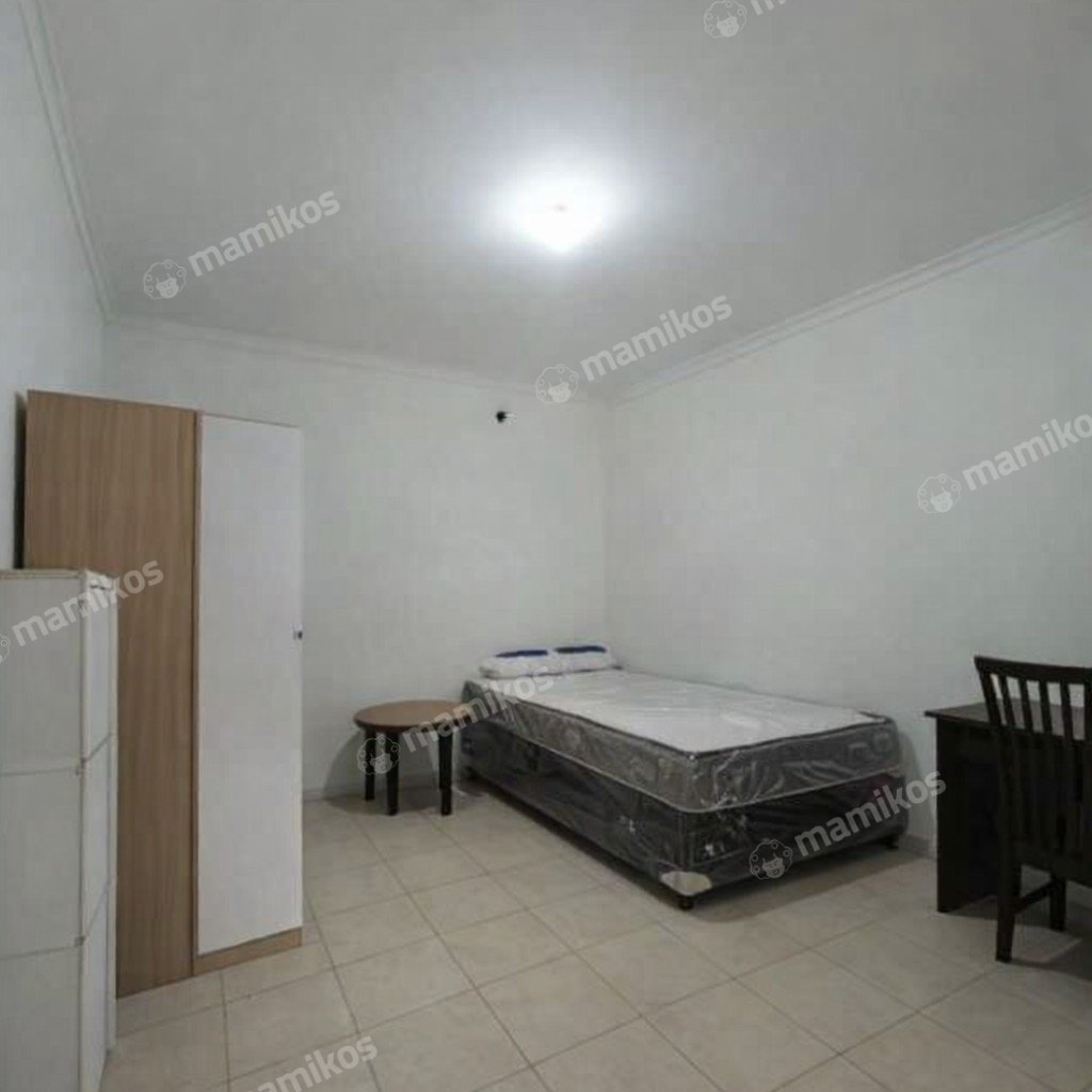 Rumah Sertifikat SHM 16 Kamar Tidur 16 Kamar Mandi Cipete Jakarta Selatan - Photo 2