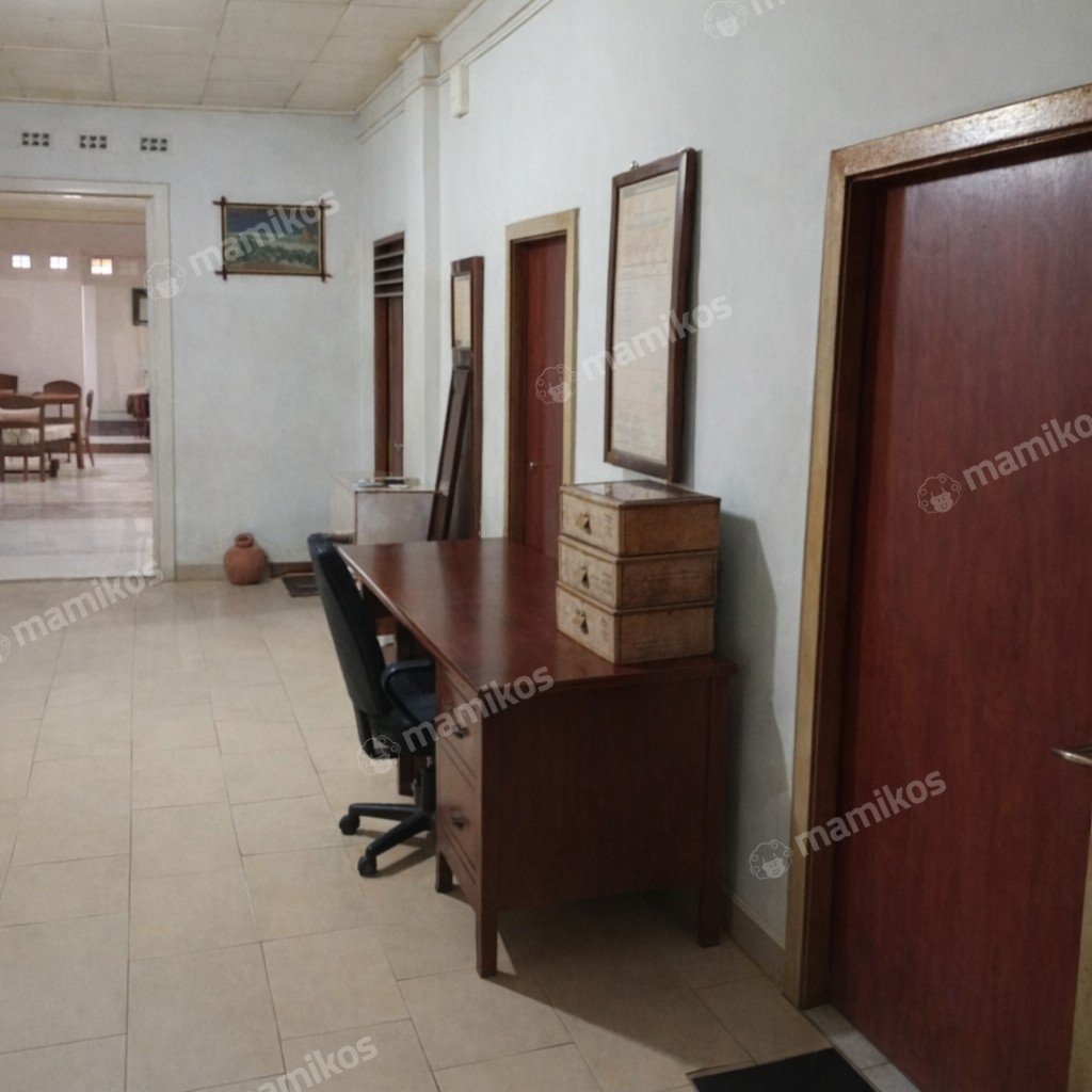 Rumah Sertifikat SHM 5 Kamar Tidur 4 Kamar Mandi Utan Kayu Jakarta Timur - Photo 5