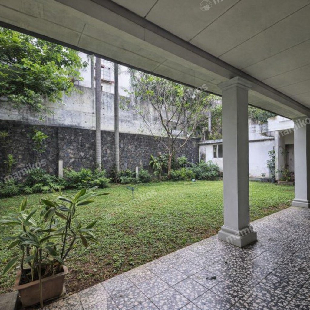 Rumah Sertifikat SHM 5 Kamar Tidur 4 Kamar Mandi Pondok Indah Jakarta Selatan - Photo 4