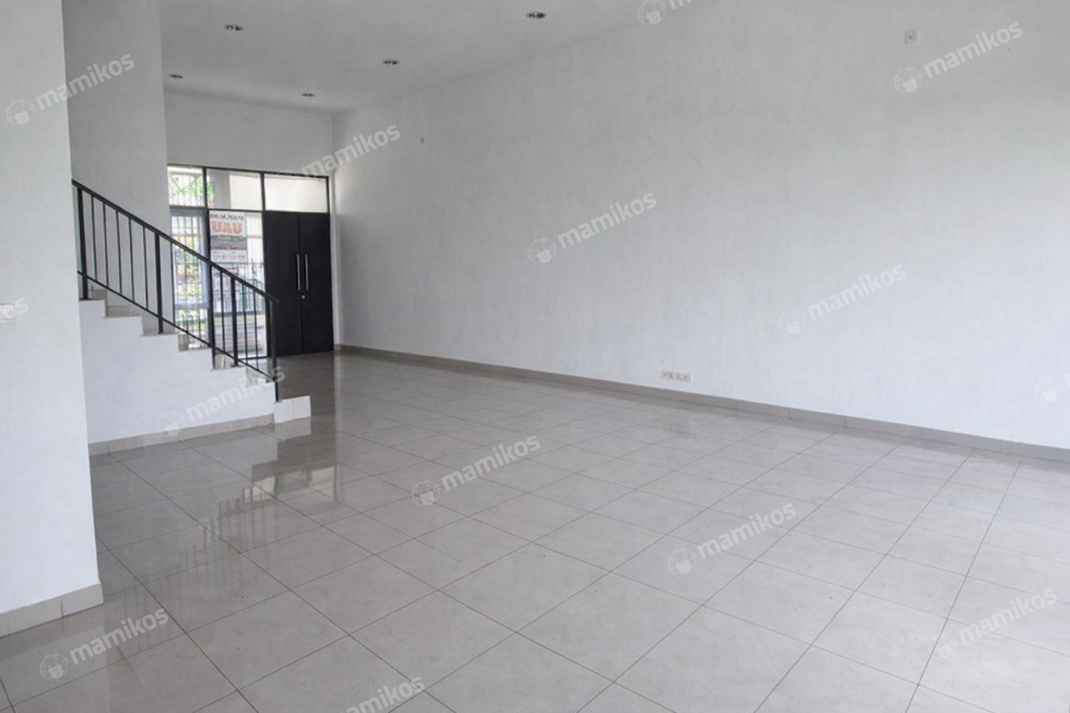 Rumah Sertifikat HGB 4 Kamar Tidur 5 Kamar Mandi Pantai Indah Kapuk 2 Jakarta Utara