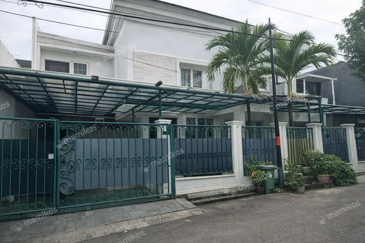 Rumah Sertifikat SHM 5 Kamar Tidur 5 Kamar Mandi Rawamangun Jakarta Timur
