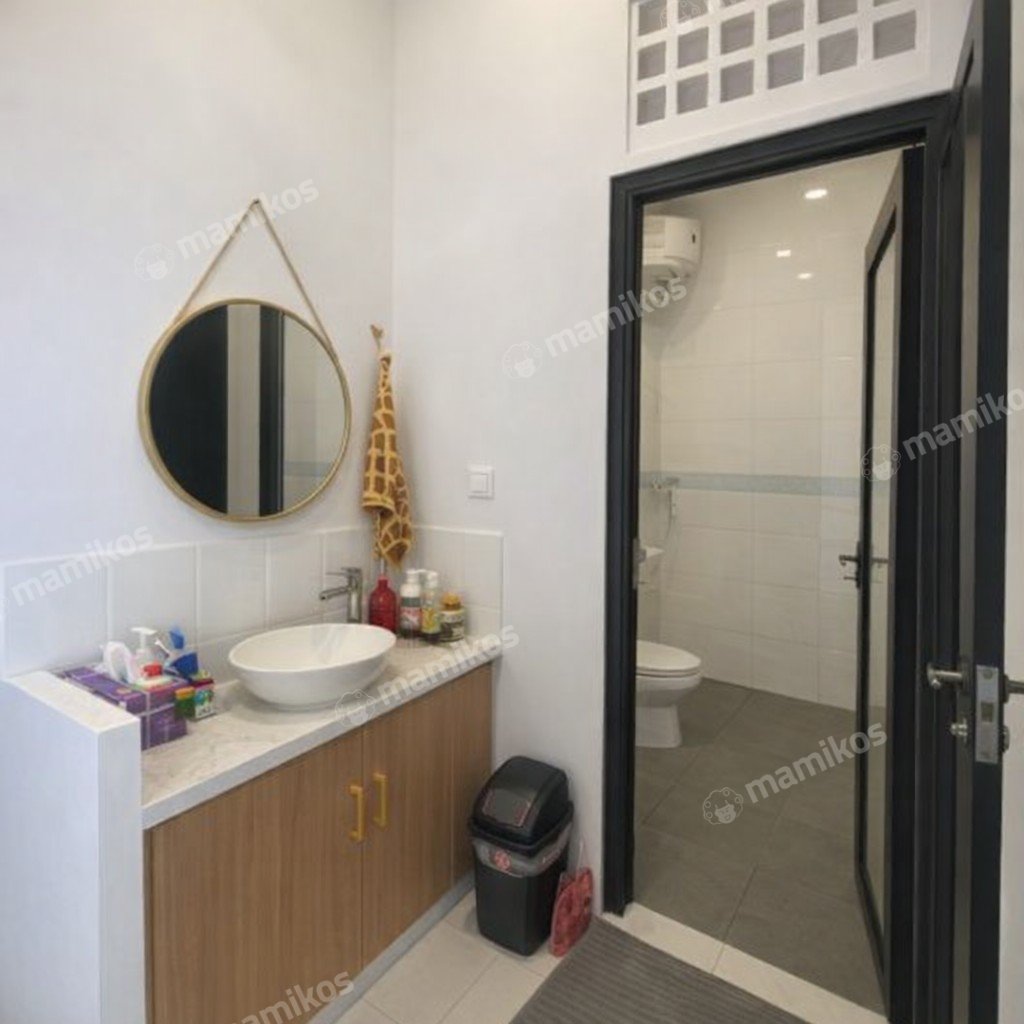 Rumah Sertifikat SHM 4 Kamar Tidur 2 Kamar Mandi Cibubur Jakarta Timur - Photo 4