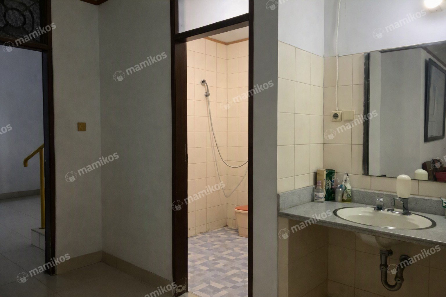 Rumah Sertifikat SHM 3 Kamar Tidur 3 Kamar Mandi Penjaringan Jakarta Utara - Photo 3