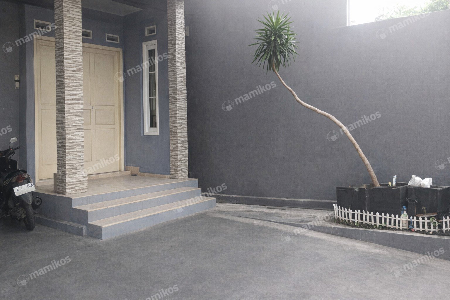 Rumah Sertifikat SHM 3 Kamar Tidur 3 Kamar Mandi Duren Sawit Jakarta Timur - Photo 3