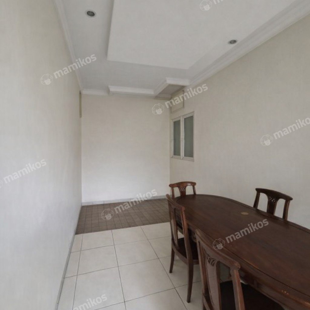 Rumah Sertifikat SHM 4 Kamar Tidur 5 Kamar Mandi Green Ville Jakarta Barat - Photo 3