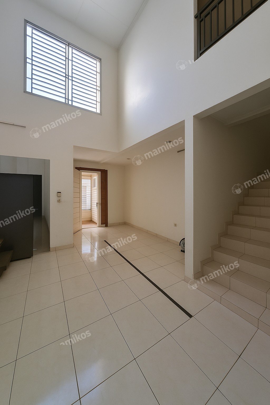 Rumah Sertifikat SHM 4 Kamar Tidur 5 Kamar Mandi Green Ville Jakarta Barat - Photo 4
