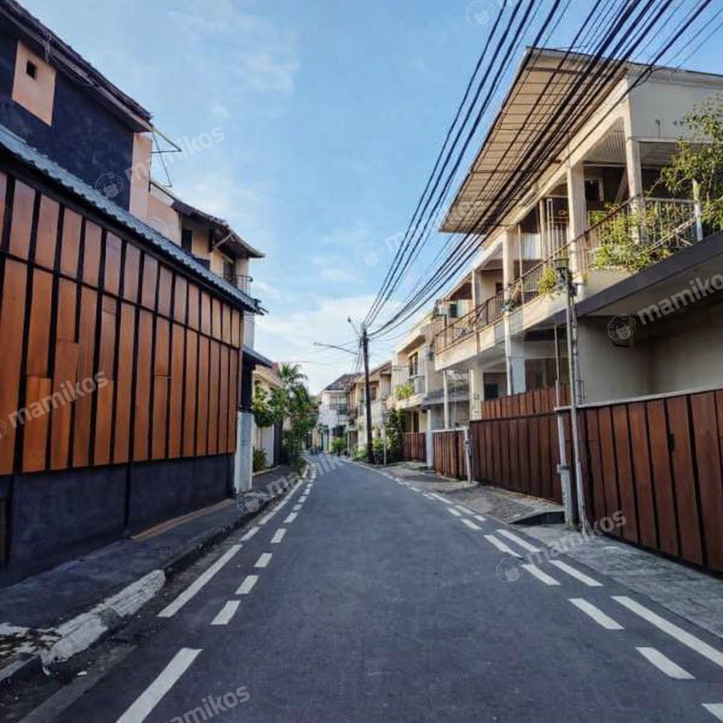 Rumah Sertifikat SHM 7 Kamar Tidur 4 Kamar Mandi Pondok Kelapa Jakarta Timur - Photo 2